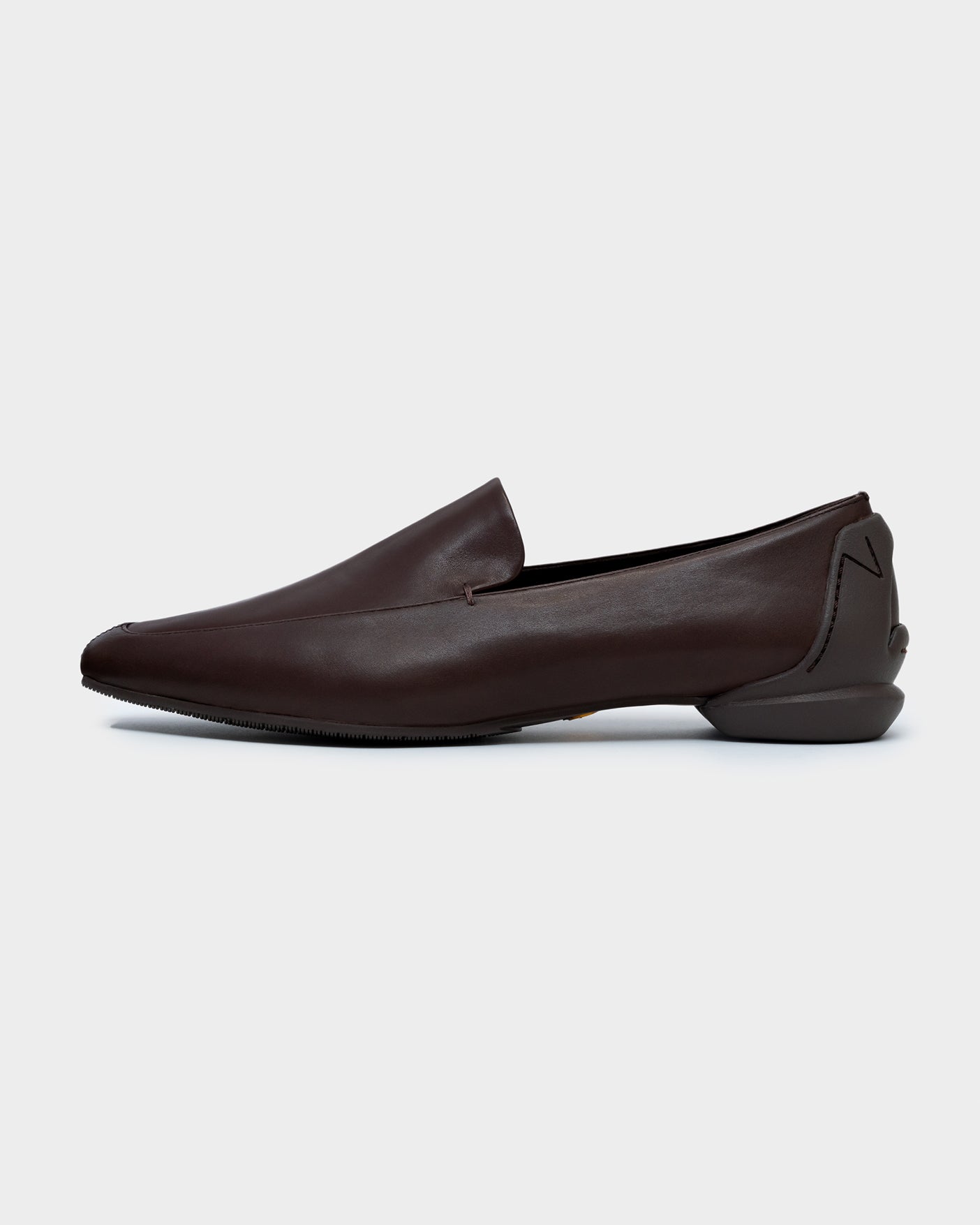 MM CHISEL TOE SLIPON / CHOCO