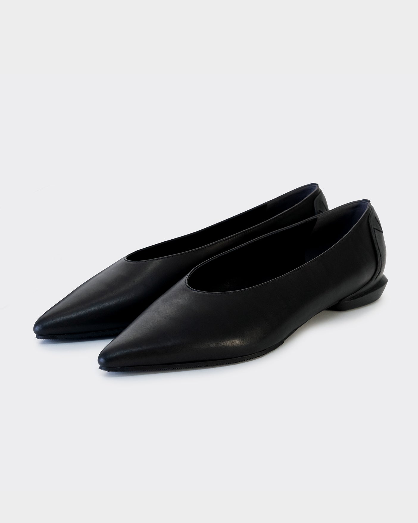 最適な価格 MM POINTED SHISEI – BLACK / PUMPS U 靴
