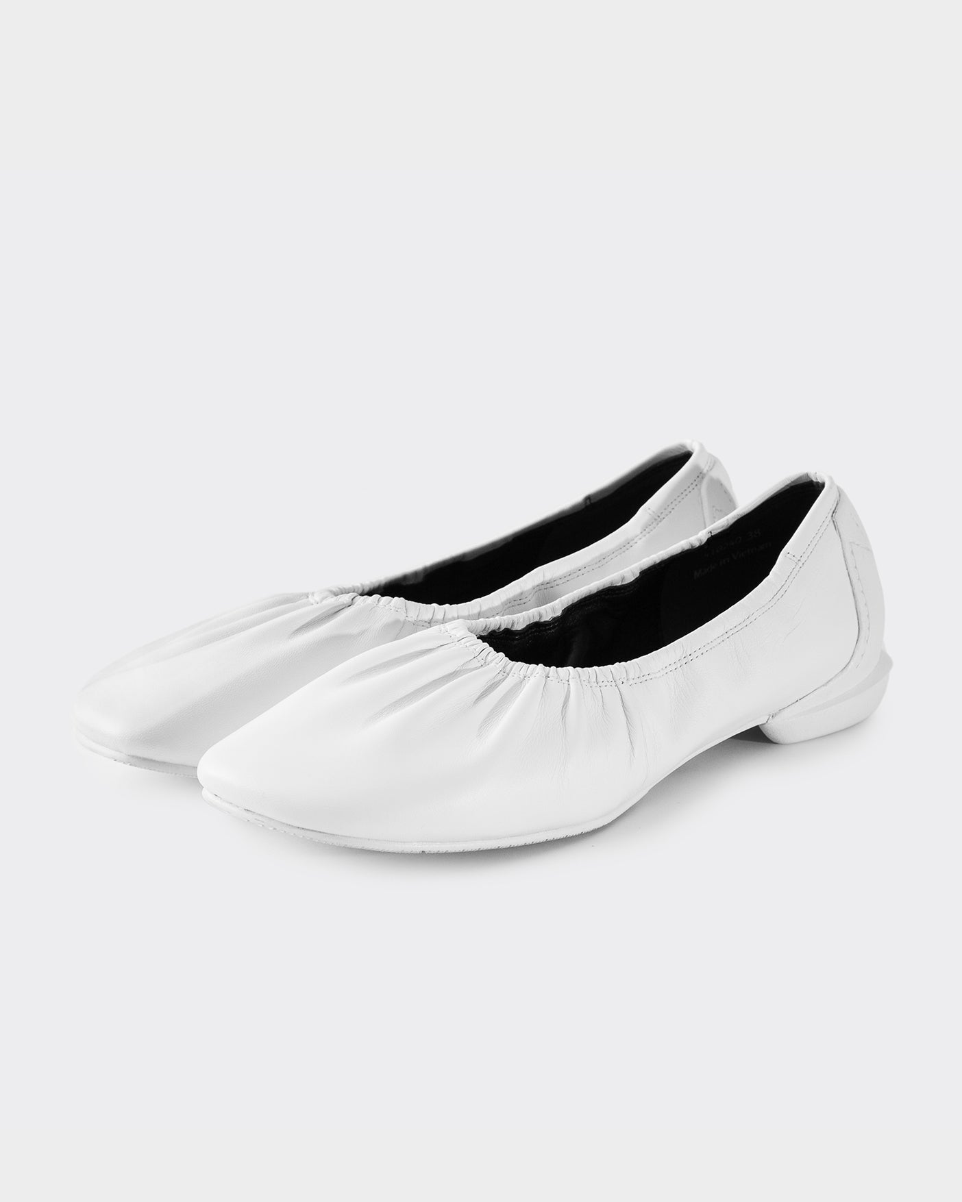 「かわいい～！」 GATHER BALLET / WHITE – SHISEI 靴