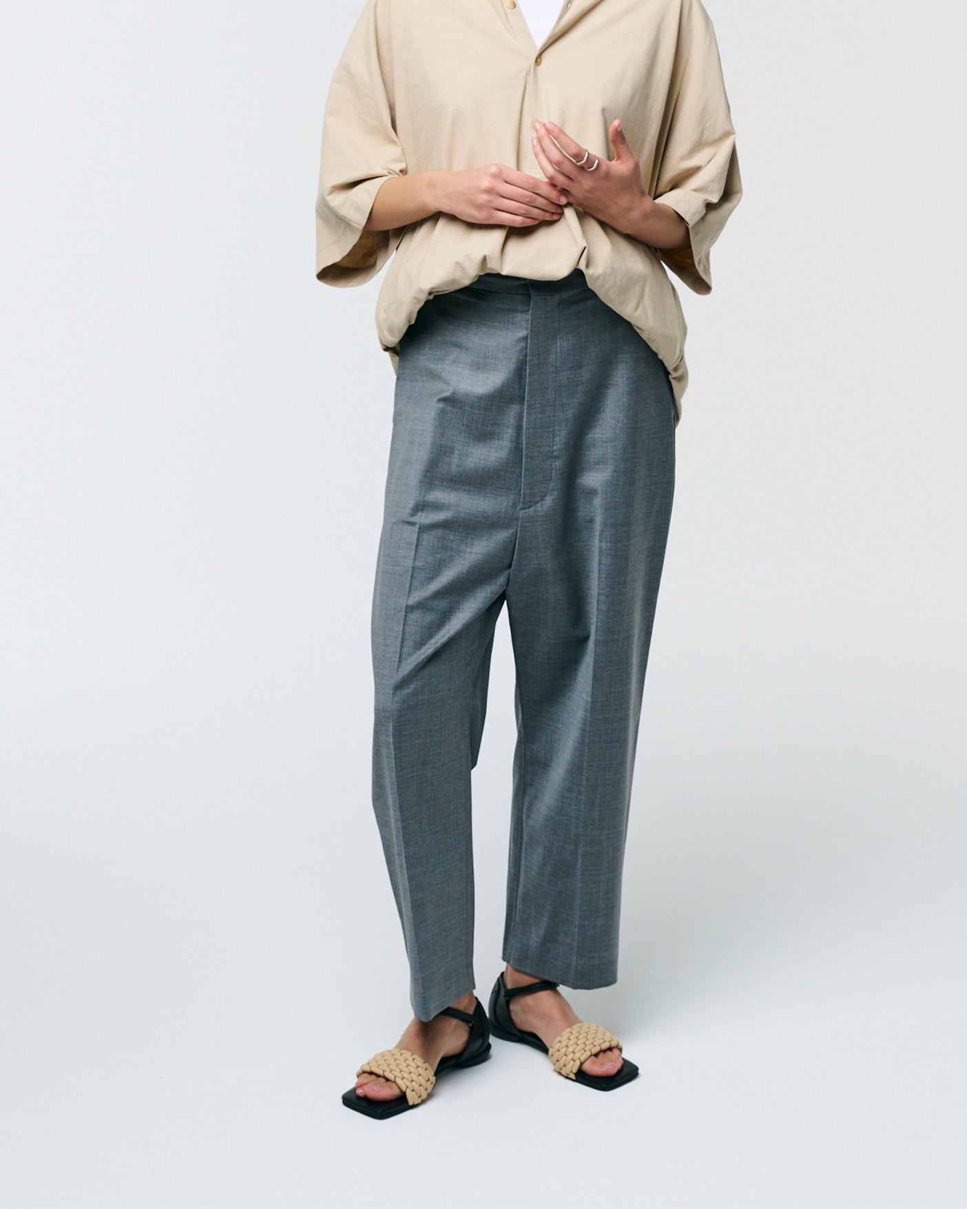 PADDED MESH SANDALS / BEIGExBLACK