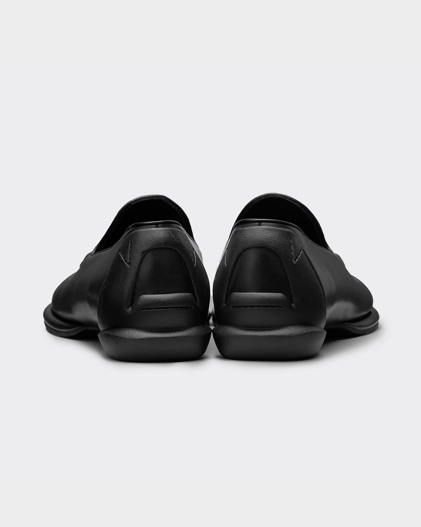 MM PLUMPER SLIPON / BLACK