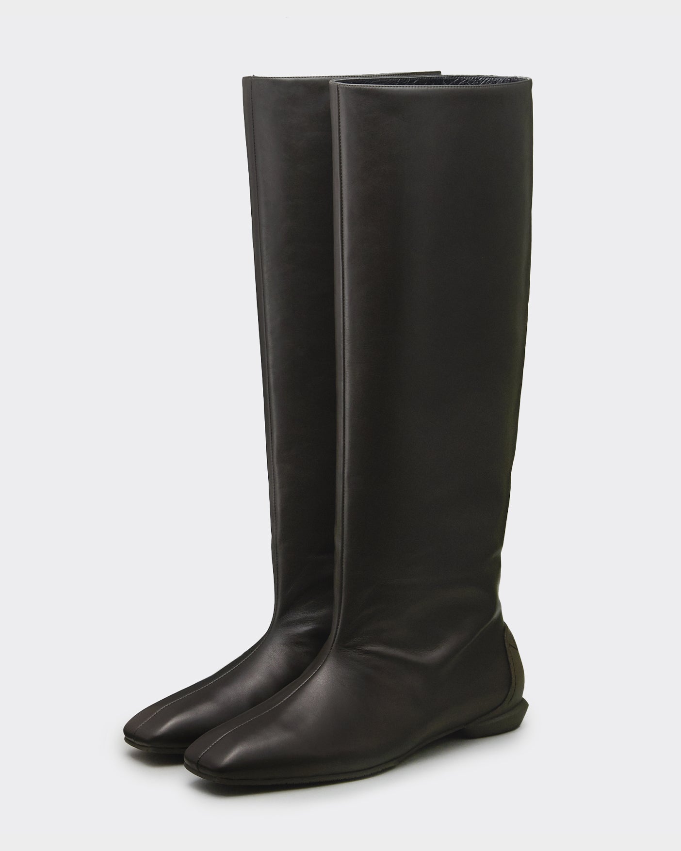 SQUARE BARREL BOOTS / EBONY