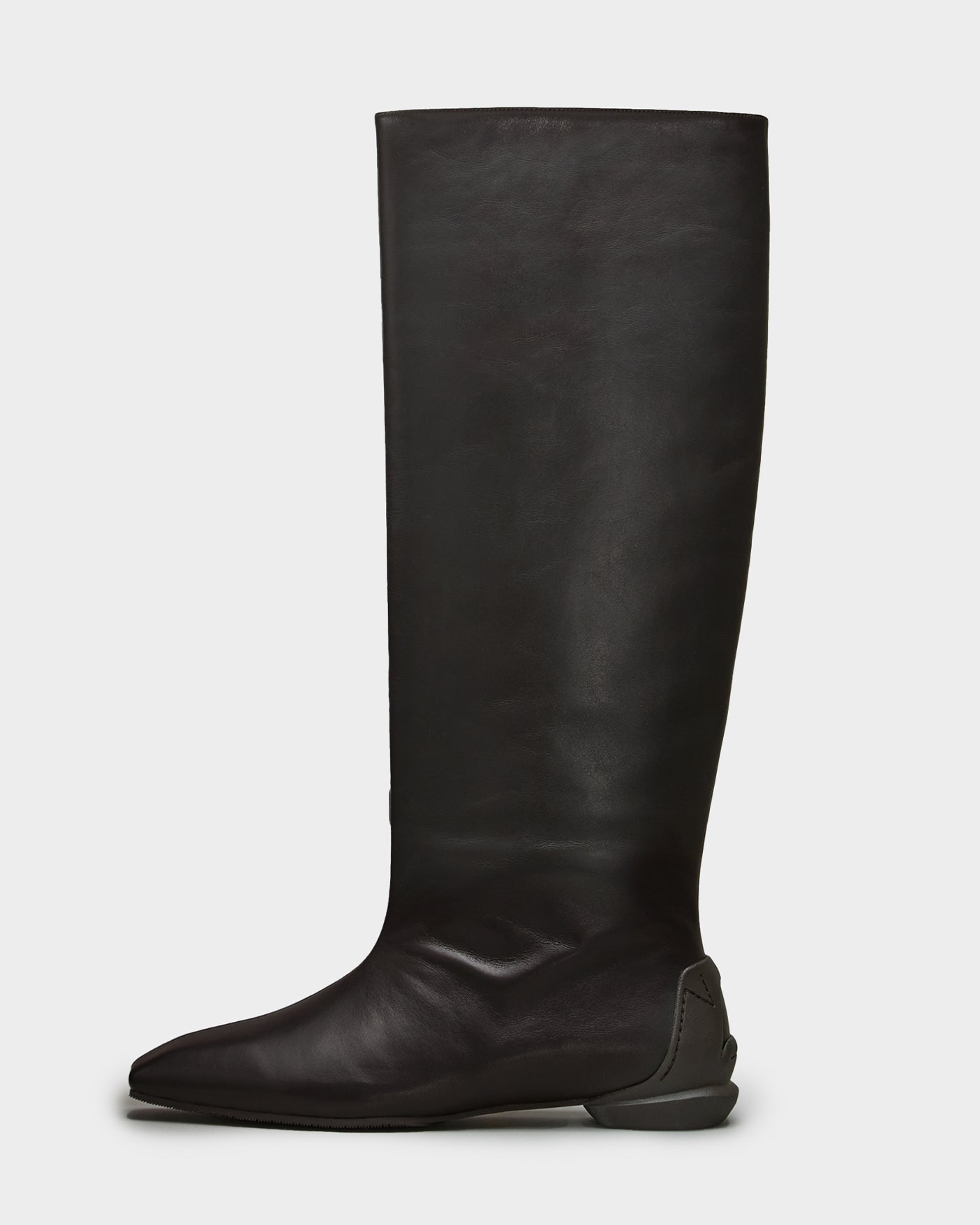 SQUARE BARREL BOOTS / EBONY