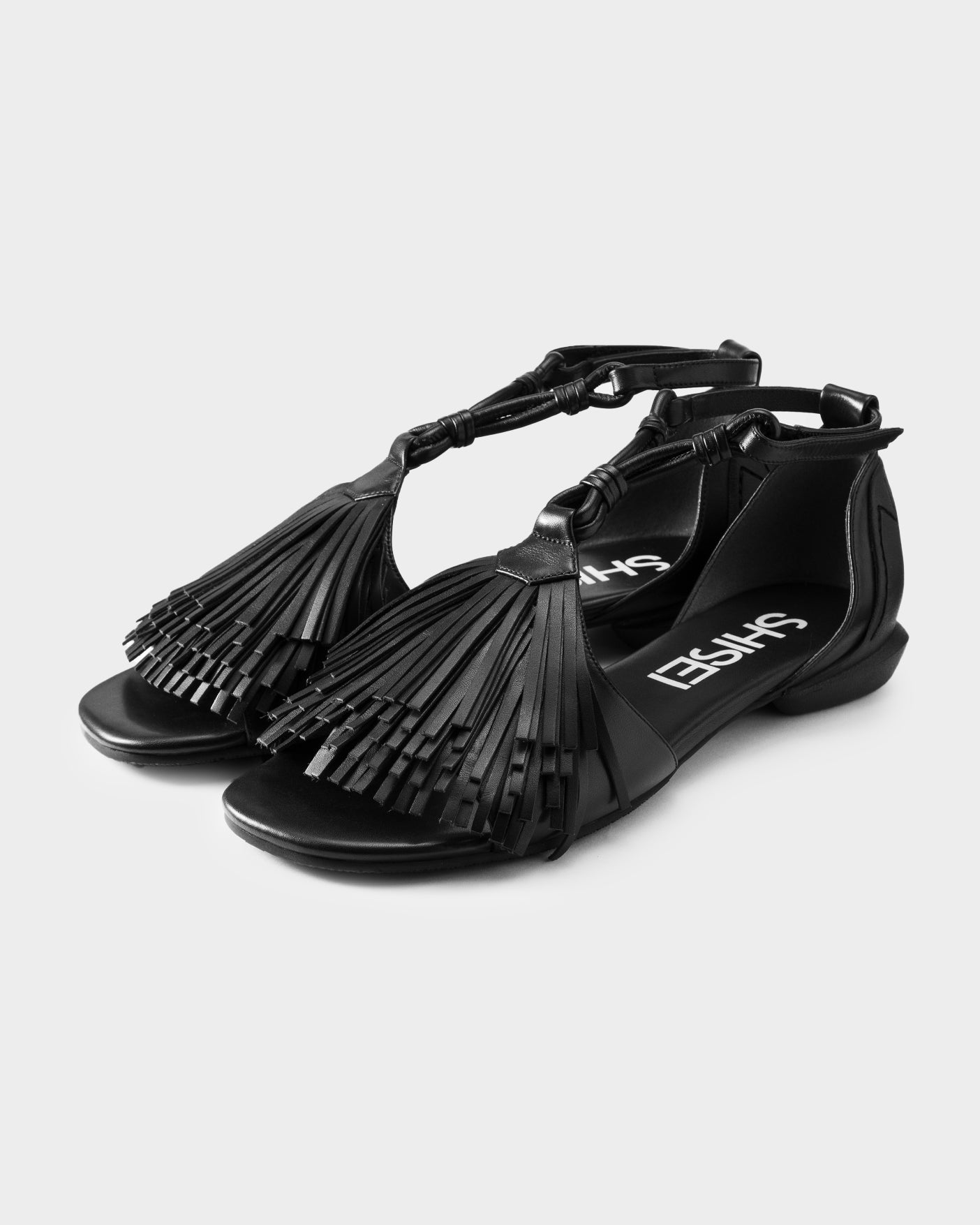 FRINGE SANDALS / BLACK – SHISEI