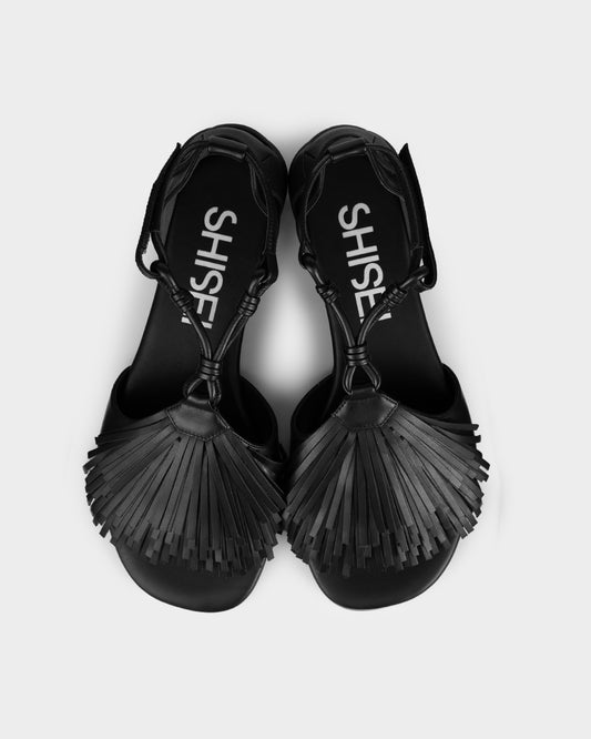 FRINGE SANDALS / BLACK