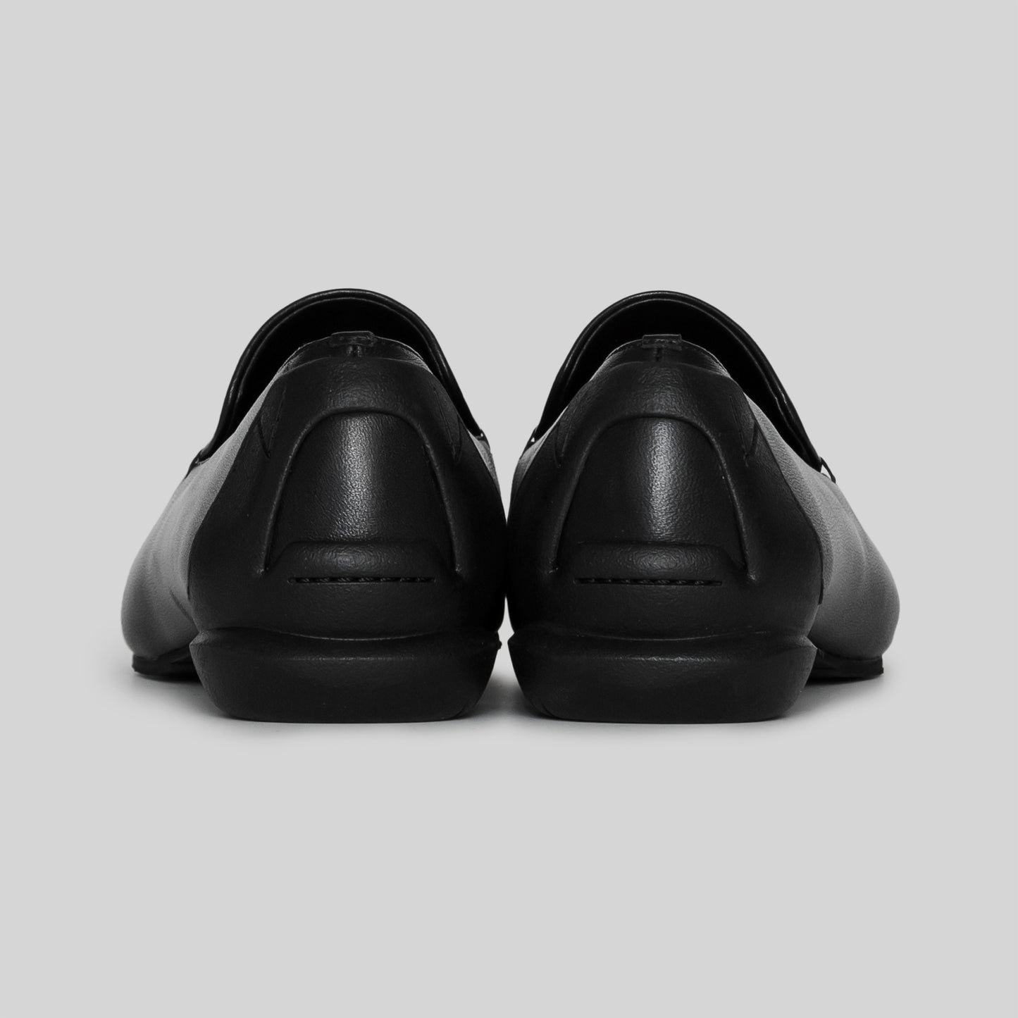CHISEL TOE SLIPON / BLACK