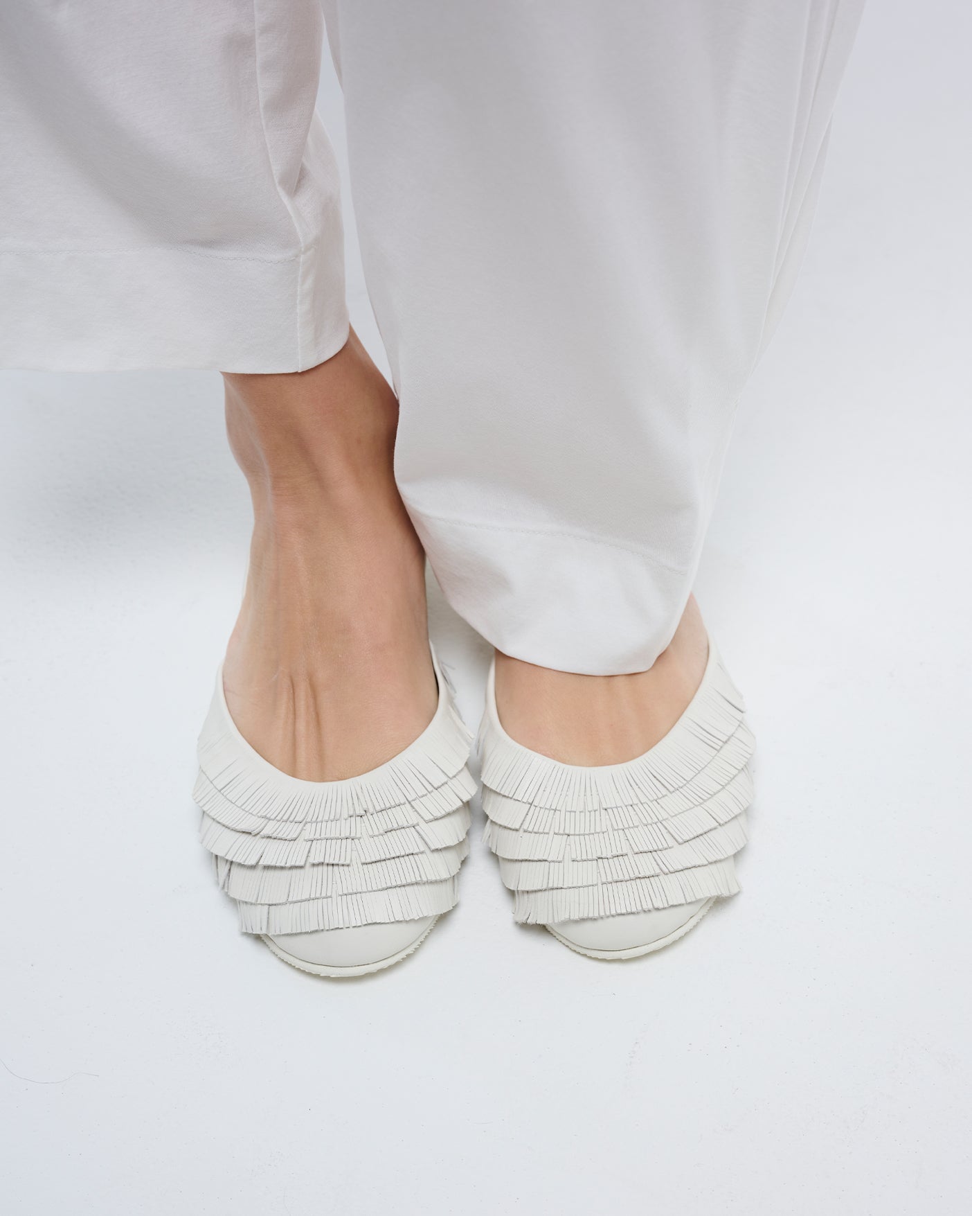 FRINGE SEPALATE / WHITE