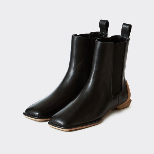 SQUARE SIDE GORE BOOTS / BLACKxCAMEL