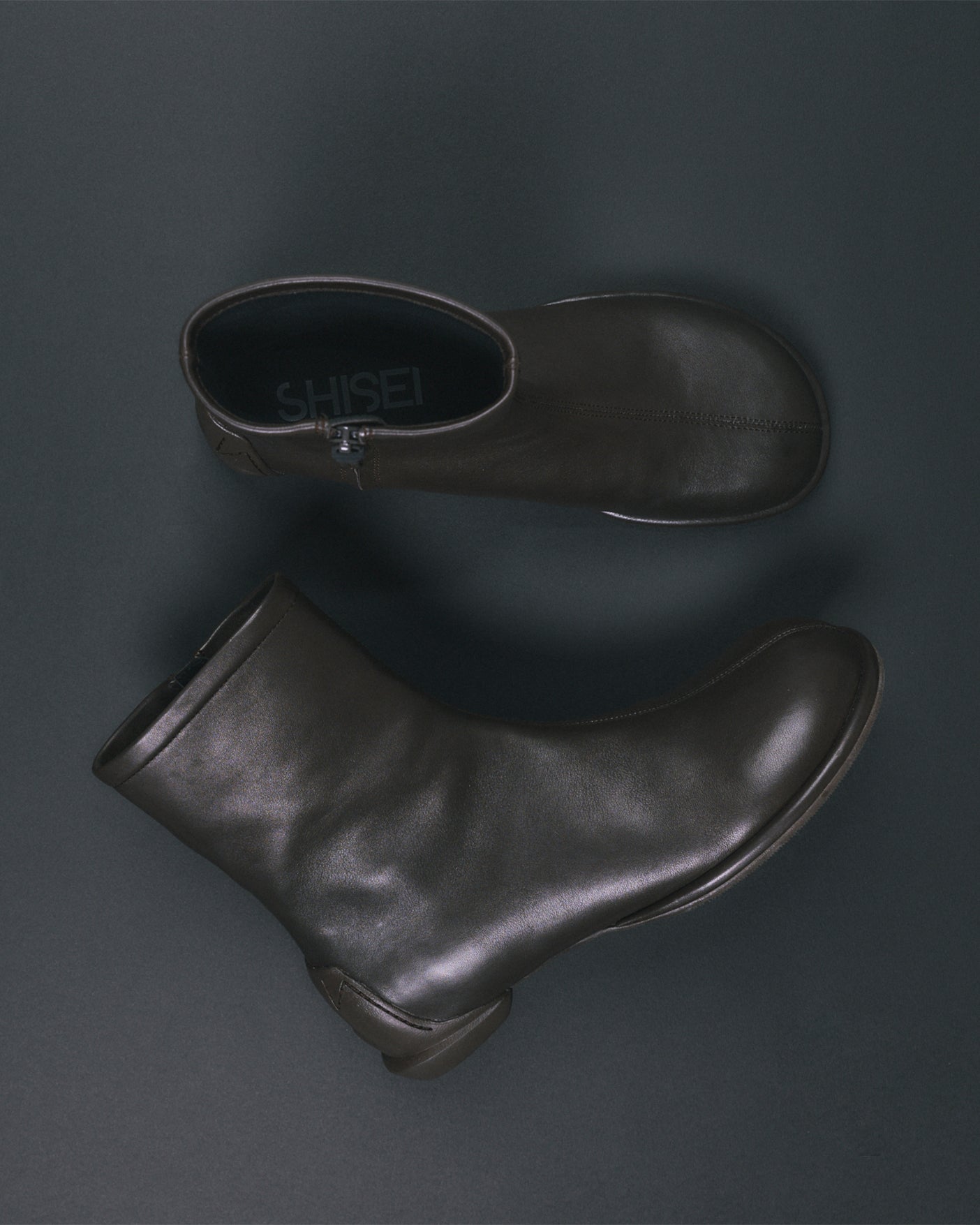 SOCK BOOTS / EBONY