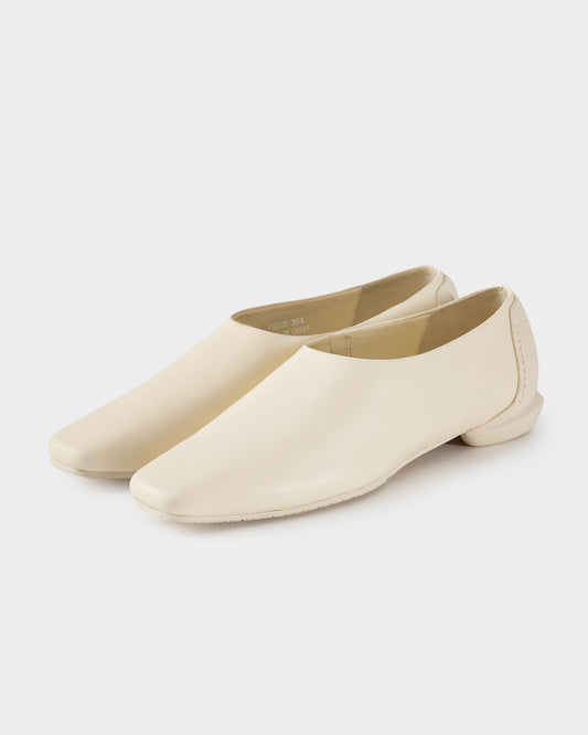 MM TIGHT SQUARE SLIPON / IVORY
