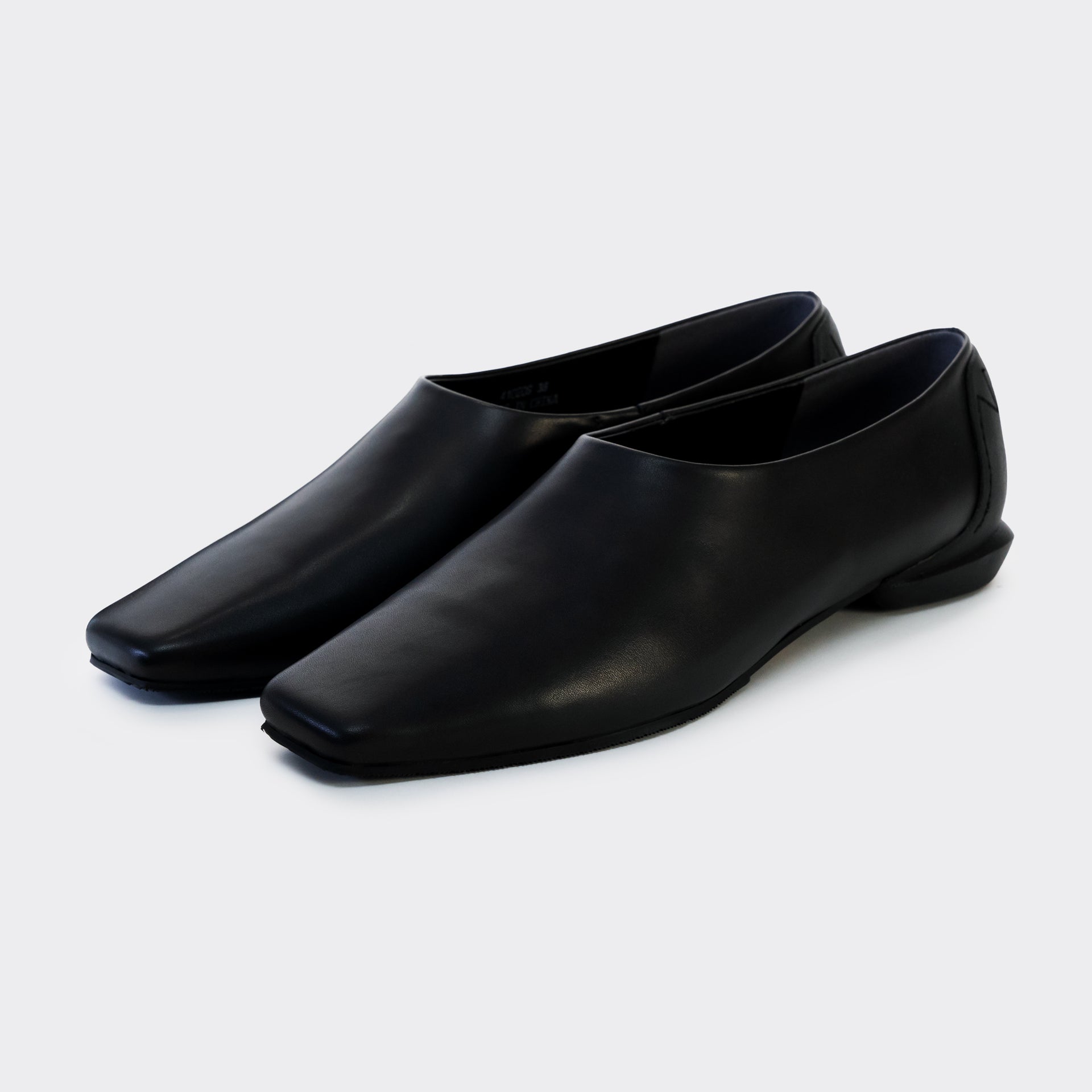 MM TIGHT SQUARE SLIPON / BLACK – SHISEI