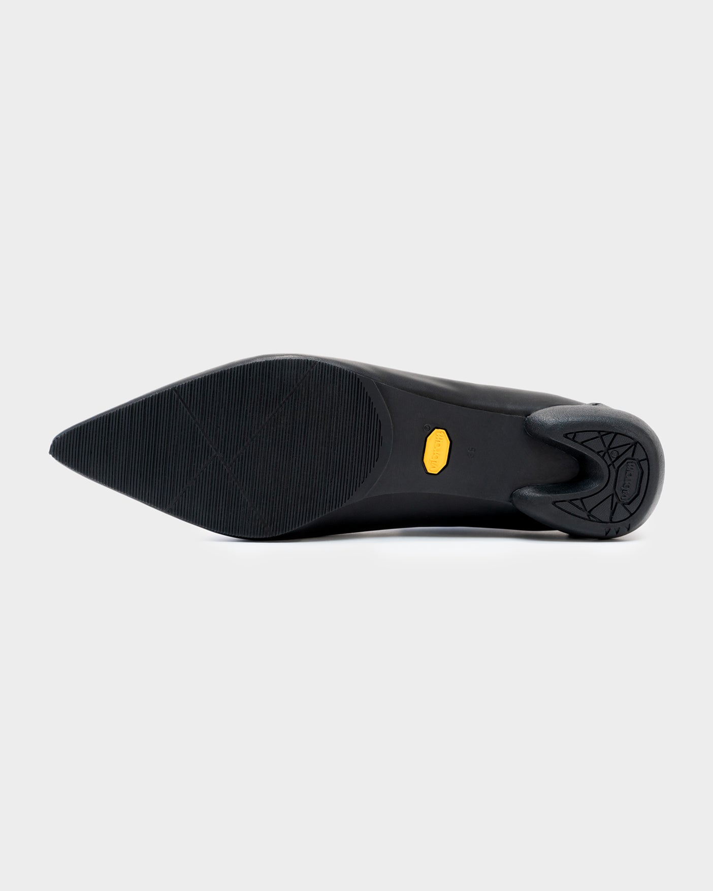 MM POINTED U PUMPS / BLACK – SHISEI