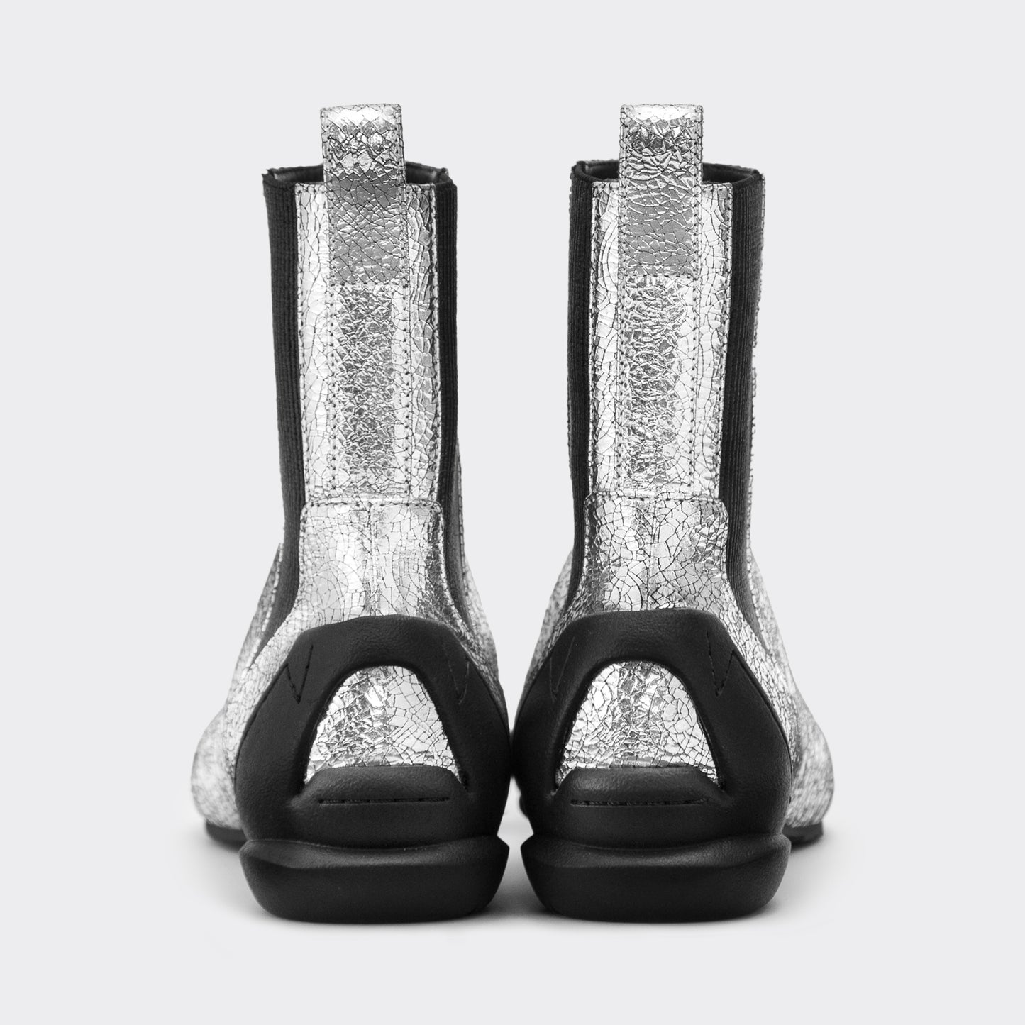 CHISEL TOE ANKLE BOOTS / SILVER