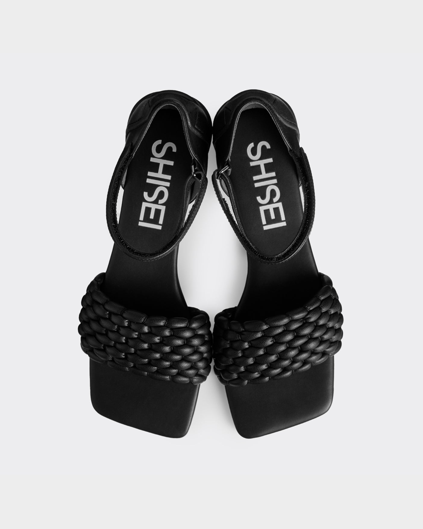 PADDED MESH SANDALS / BLACK