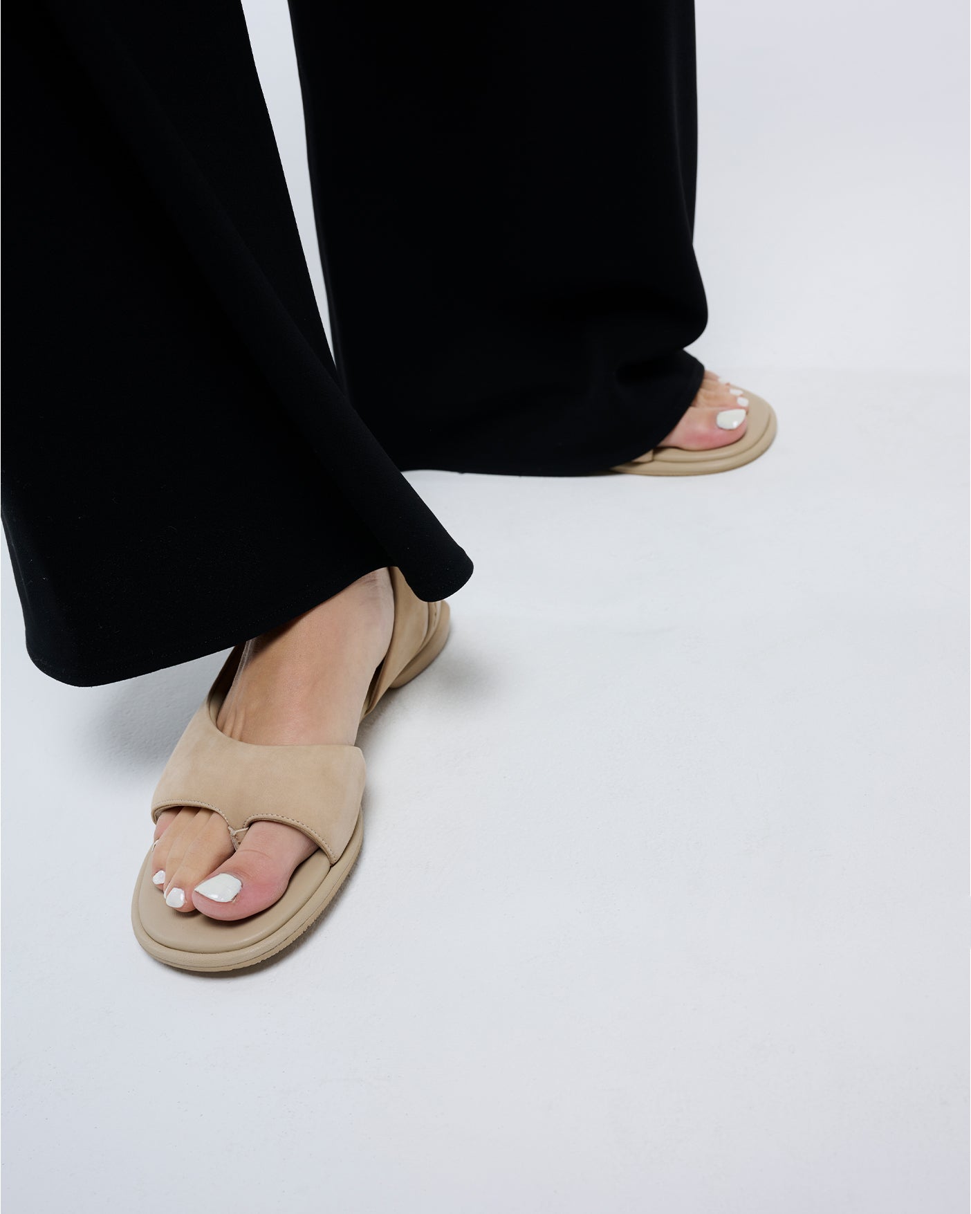 PADDED TONG SEPALATE / N.BEIGE – SHISEI