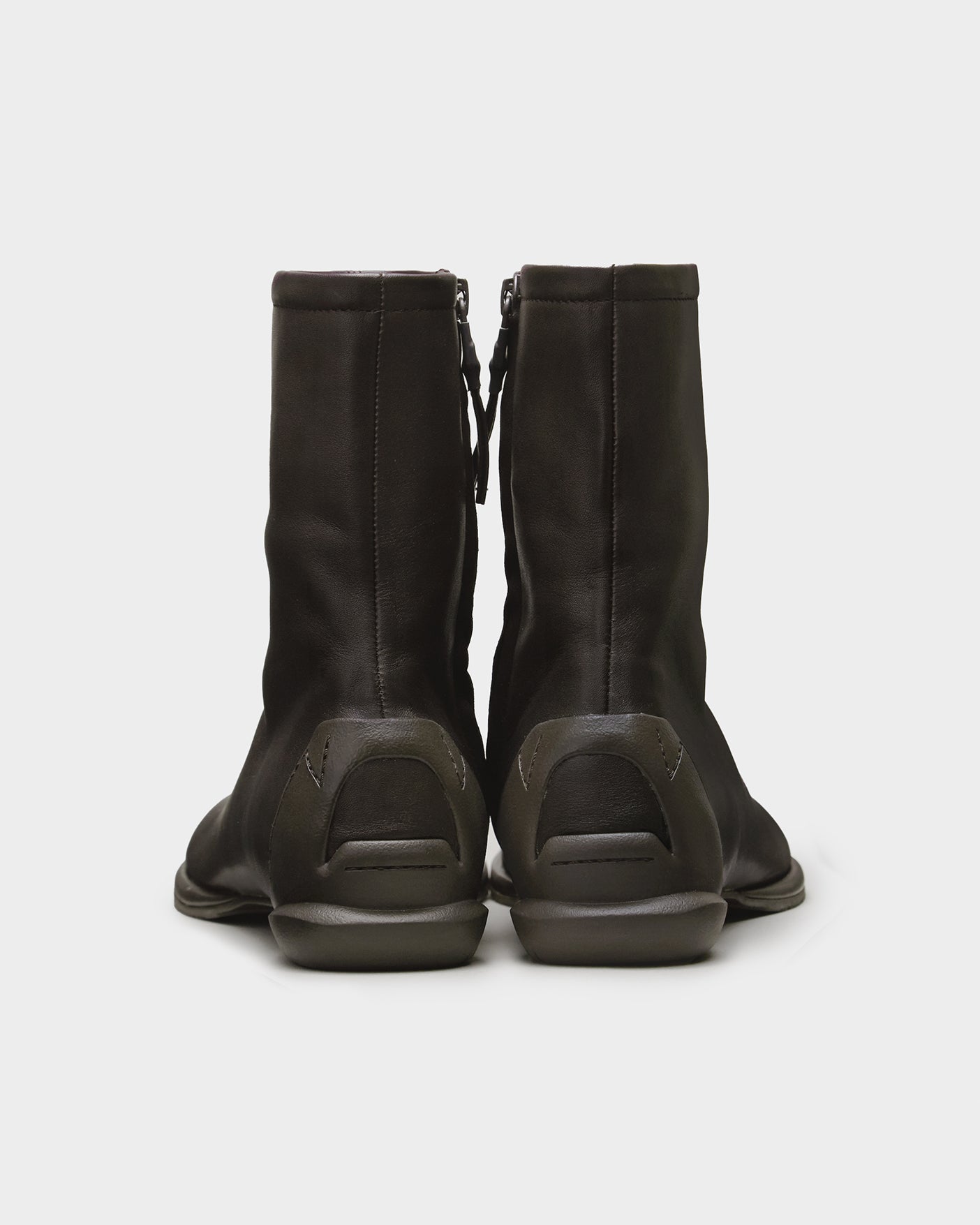 SOCK BOOTS / EBONY