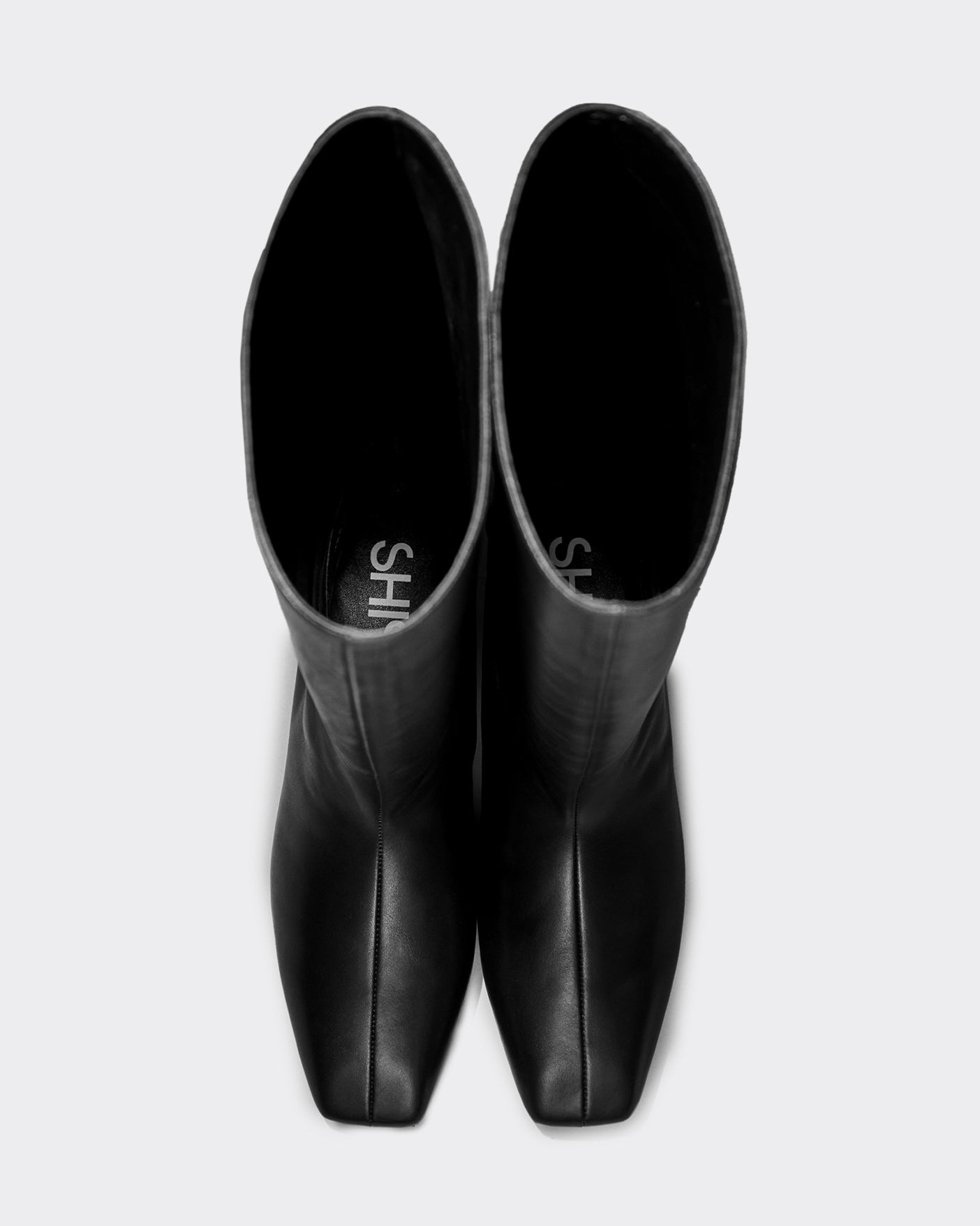 Boots – tagged 