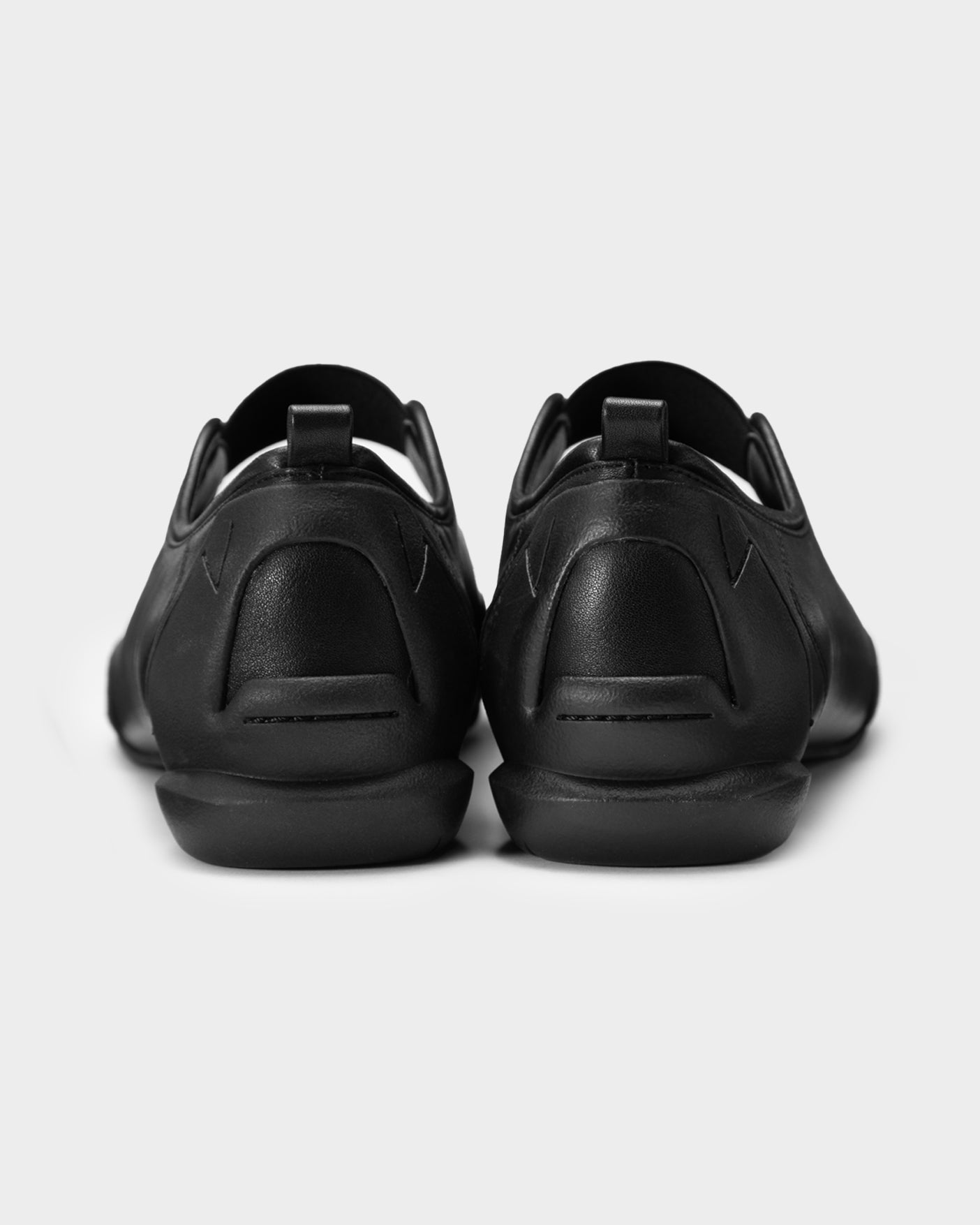 SPORTY BALLET / BLACK – SHISEI