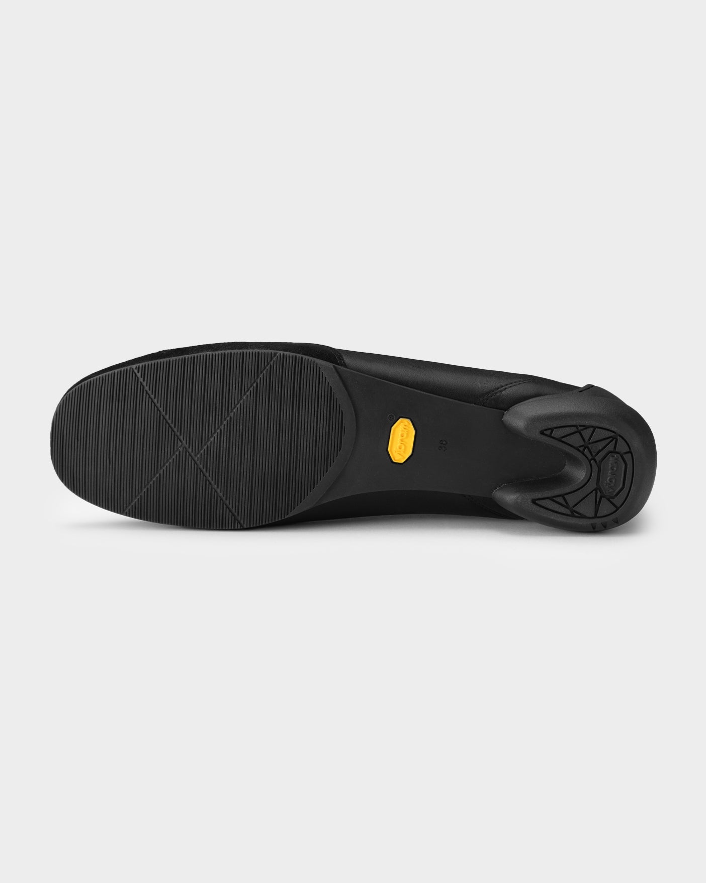SPORTY BALLET / BLACK – SHISEI