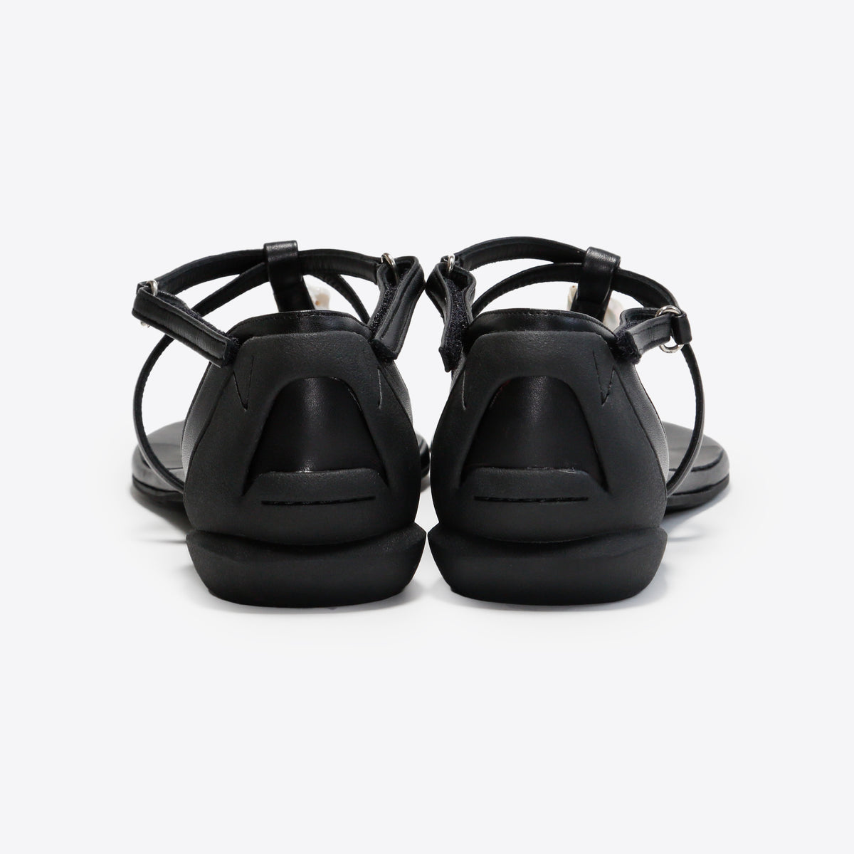 BAROQUE PEARL TONG SANDALS / BLACK – SHISEI